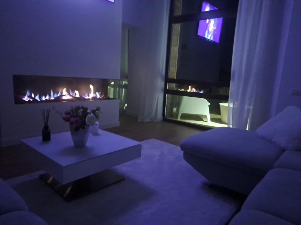 The Rock Apartment ซินายา ภายนอก รูปภาพ